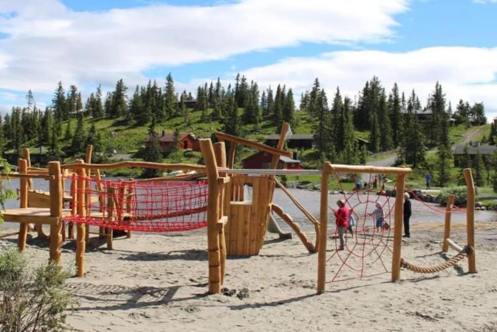 Leilighet Med Panoramautsikt Sjusjoen Innendors Parkering Εξωτερικό φωτογραφία